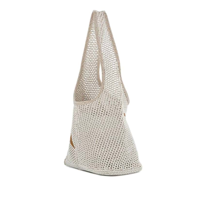 Burberry Crochet Viscose Equestrian Knight Tote White Very good condition - Back View