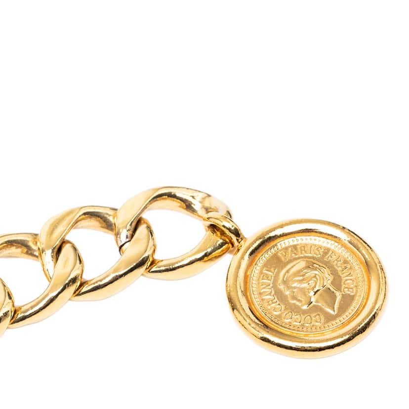 Chanel Gold Plated CC Medallion Chain Belt Gold Metal Very good condition - Back View
