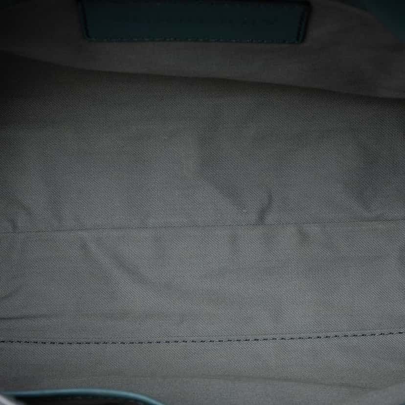 Burberry Haymarket Check Coated Canvas Leah Crossbody Beige Very good condition - Model View