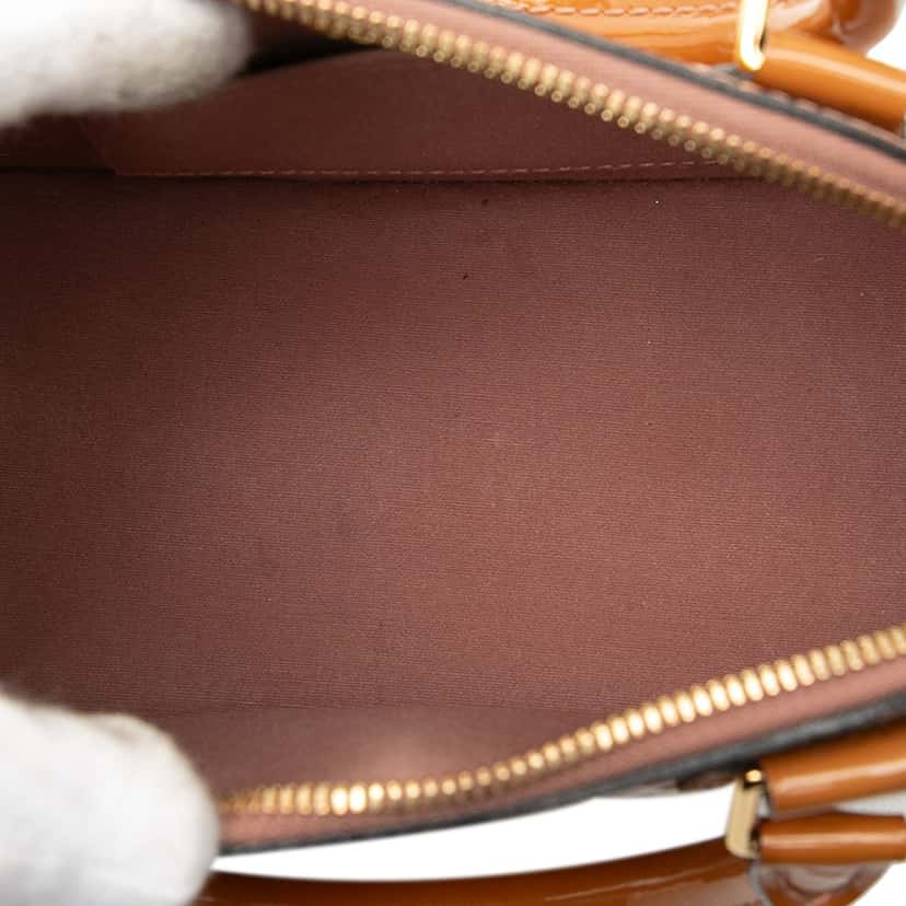 Louis Vuitton Monogram Vernis Alma BB Brown Leather Very good condition - Model View