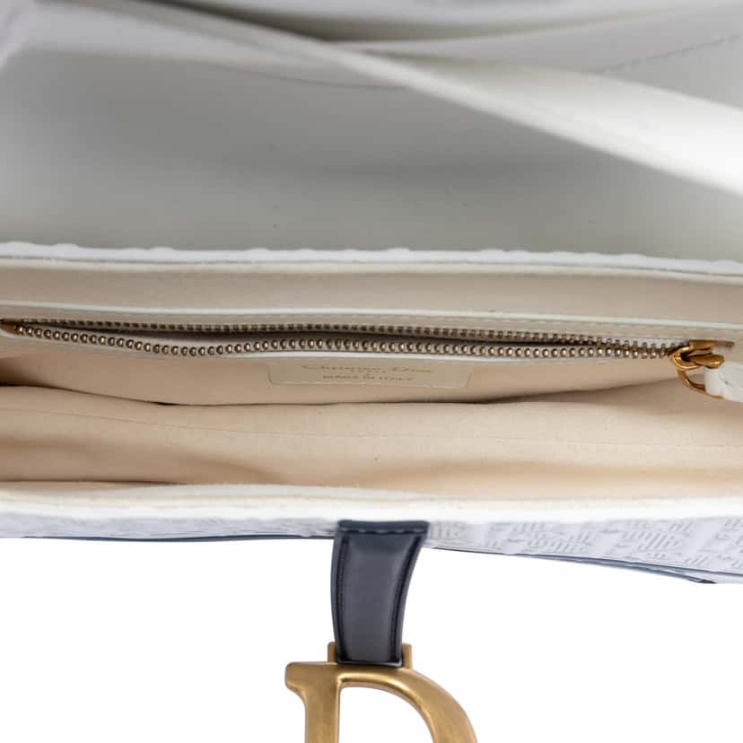 Dior Perforated Oblique Embossed Calfskin Saddle Bag White Leather Very good condition - Model View