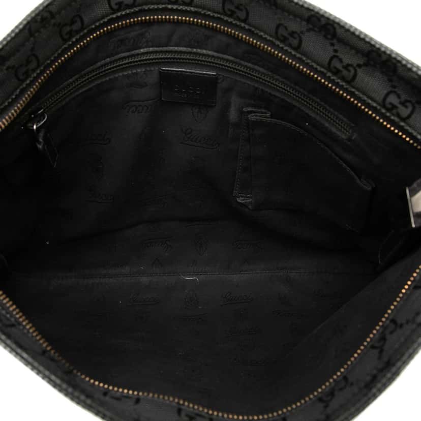 Gucci GG Imprime Crossbody Black Good condition - Model View