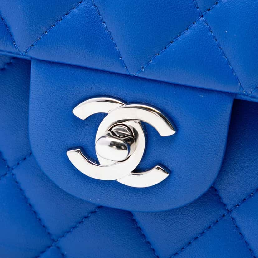 Chanel Small Classic Lambskin Double Flap Blue Leather Very good condition - Box View