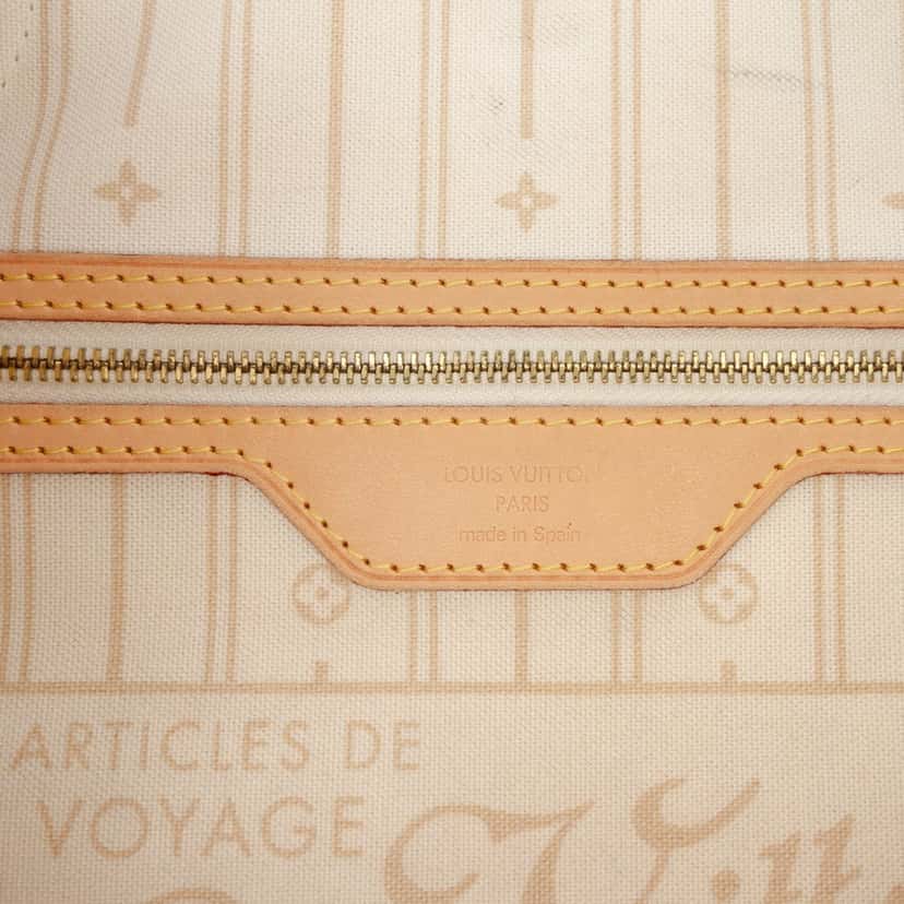 Louis Vuitton Damier Azur Neverfull MM White Very good condition - Box View