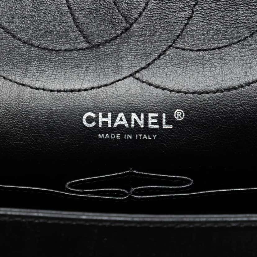 Chanel Quilted Aged Calfskin Reissue 2.55 Double Flap 227 Black Leather Very good condition - Box View