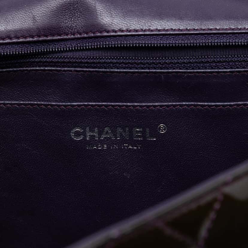Chanel Jumbo Classic Patent Single Flap Purple Leather Very good condition - Box View