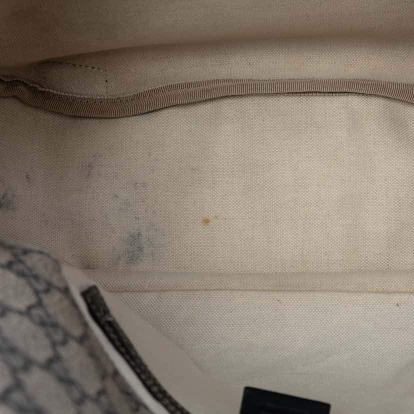 Gucci GG Supreme Crossbody Beige Very good condition - Model View