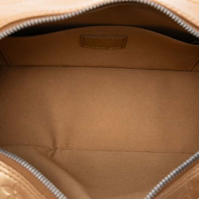 Louis Vuitton Monogram Mat Shelton Beige Leather Good condition - Model View