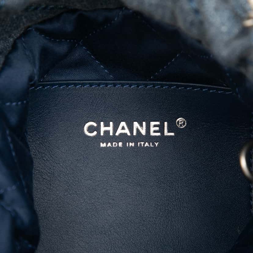 Chanel Mini Denim Studded 22 Handbag Blue Very good condition - Box View