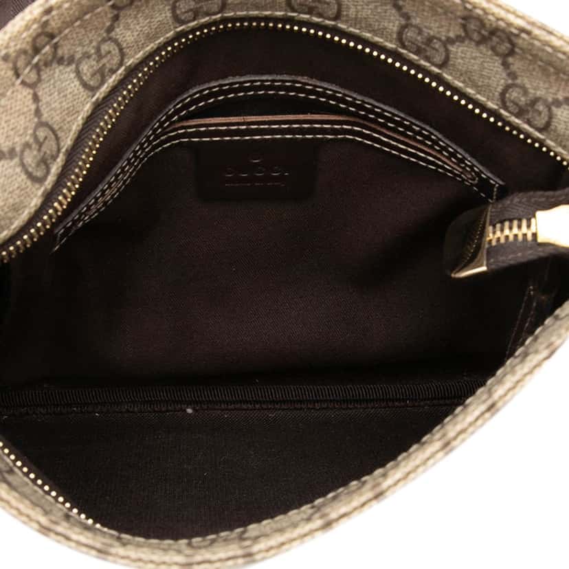 Gucci GG Supreme Crossbody Beige Very good condition - Model View