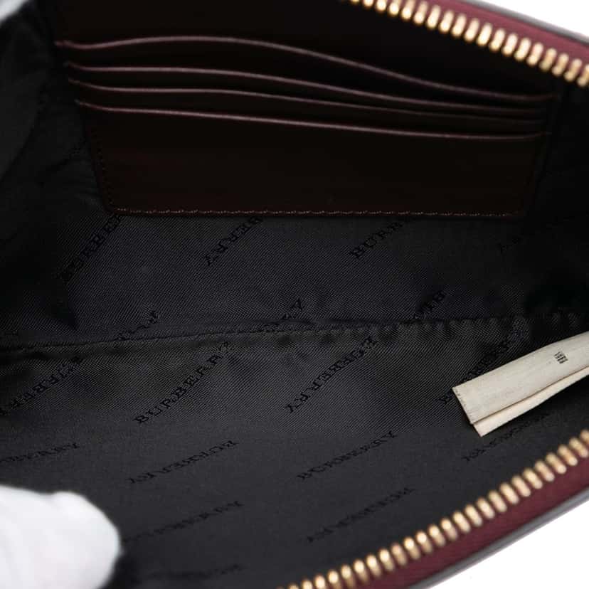 Burberry Mega Check Canvas Derby Peyton Crossbody Brown Very good condition - Model View