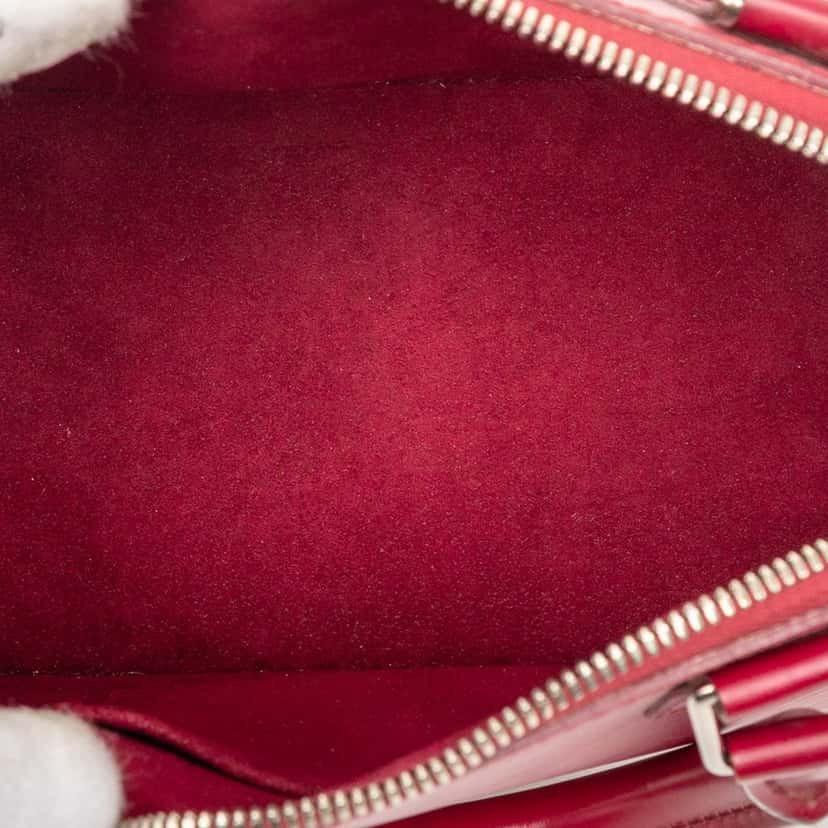 Louis Vuitton Epi Alma BB Pink Leather Very good condition - Model View