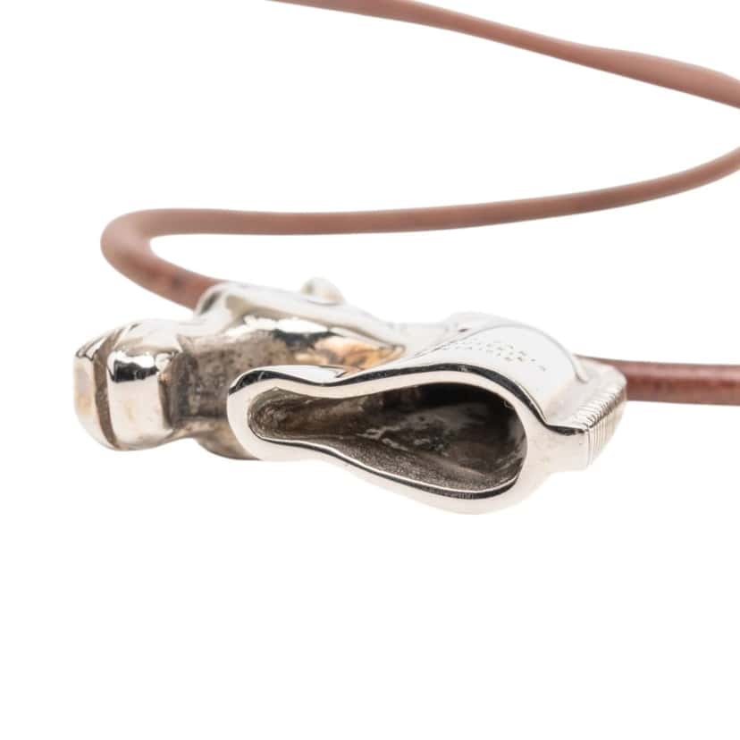 Hermès Palladium Plated Horse Head Pendant Necklace Silver Metal Very good condition - Box View