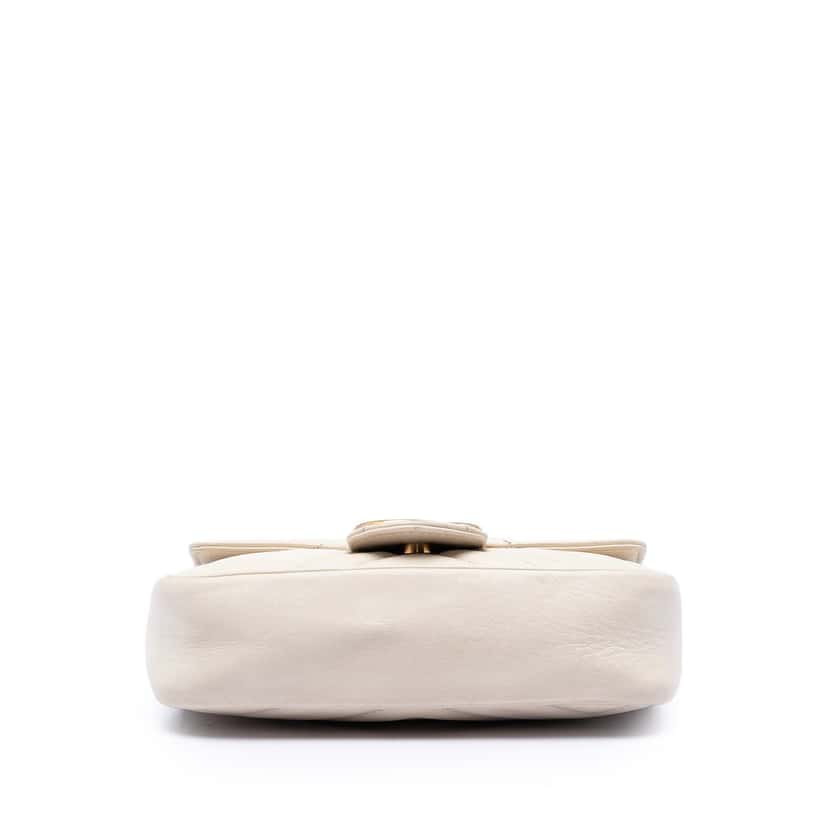 Gucci Mini GG Marmont Matelasse Calfskin Flap Crossbody White Leather Very good condition - Inside View