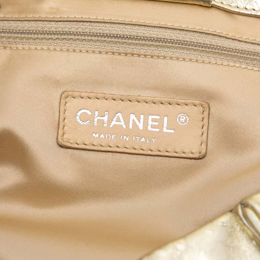 Chanel Perforated Lambskin Hollywood Accordion Flap Gold Leather Very good condition - Box View