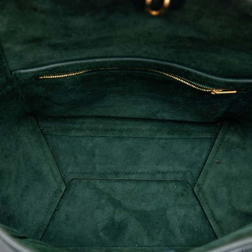 Celine Medium Leather Seau Sangle Bucket Bag Green Leather Very good condition - Model View