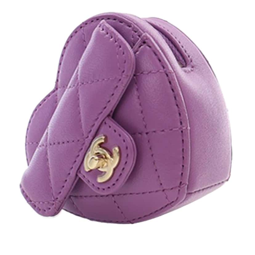 Chanel Lambskin CC in Love Heart Necklace Bag Purple Leather Very good condition - Back View