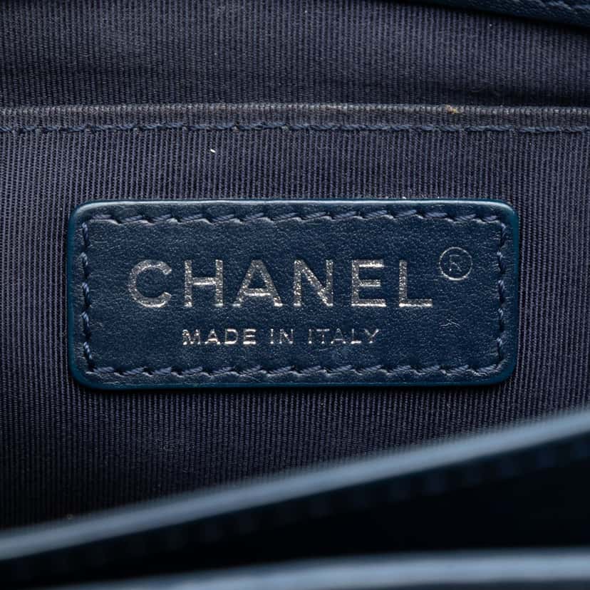 Chanel Small Quilted Goatskin CC Box Flap Blue Leather Very good condition - Box View