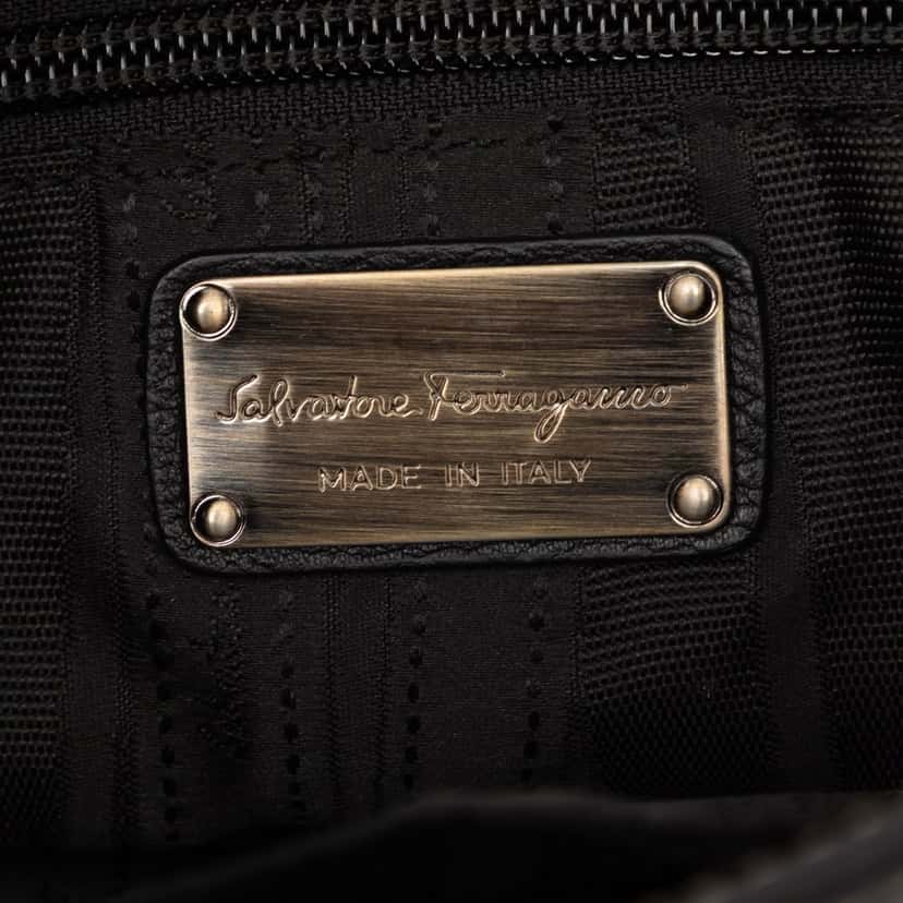 Salvatore Ferragamo Leather Double Gancini Shoulder Bag Black Leather Very good condition - Box View