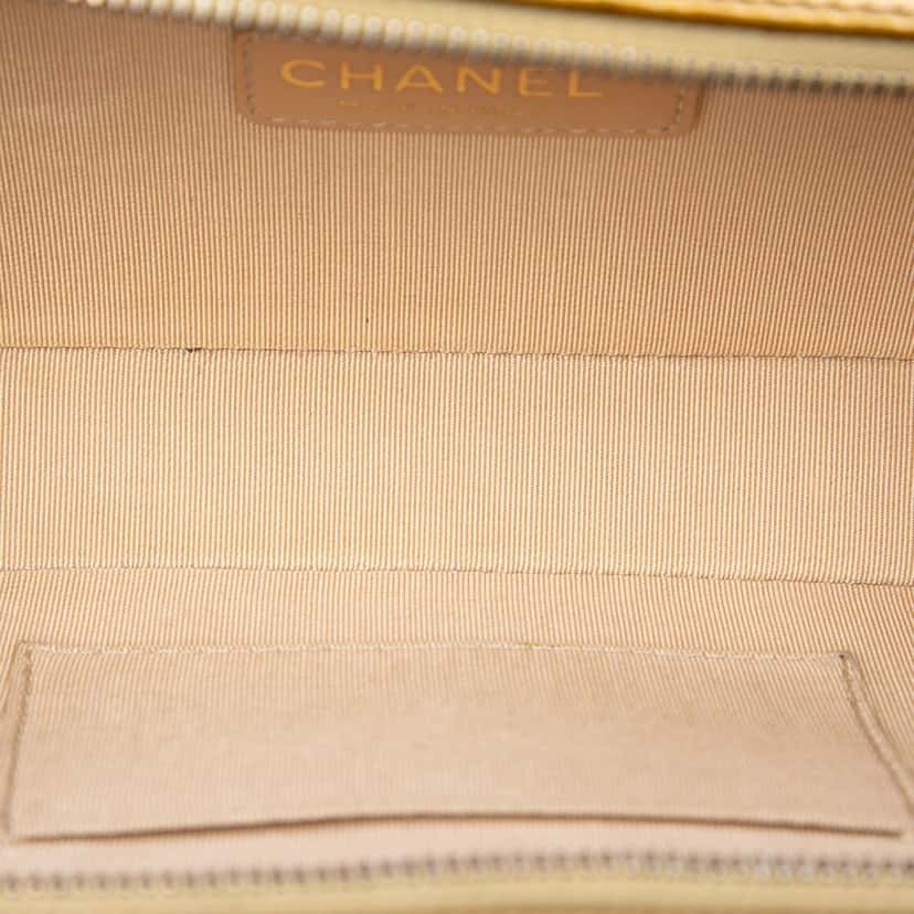 Chanel Small Quilted Metallic Patent Coco Boy Camera Bag Gold Leather Very good condition - Model View