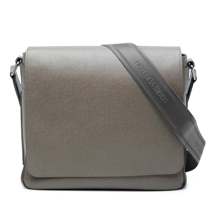 Louis Vuitton Taiga Roman PM Brown Leather Very good condition - Front View