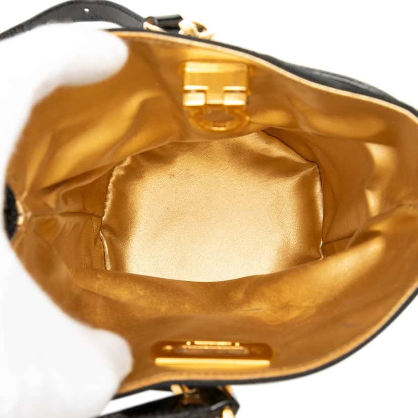 Ferragamo Vinyl Gancini Bucket Bag White Plastic Very good condition - Model View