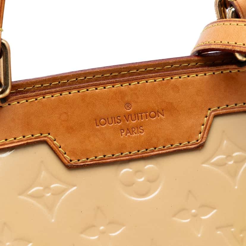 Louis Vuitton Monogram Vernis Brea GM Beige Leather Very good condition - Box View
