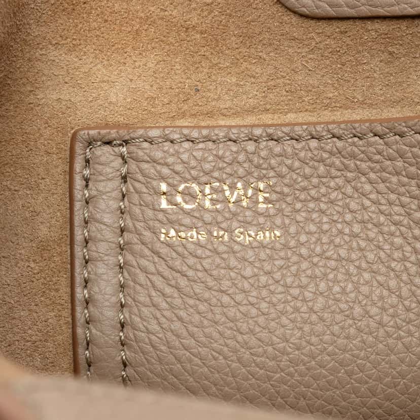 LOEWE Mini Grained Calfskin Pebble Bucket Bag Brown Leather Very good condition - Box View
