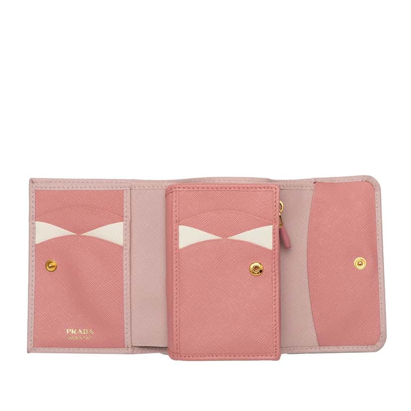 Prada Saffiano Trifold Wallet Pink Leather Very good condition - Model View