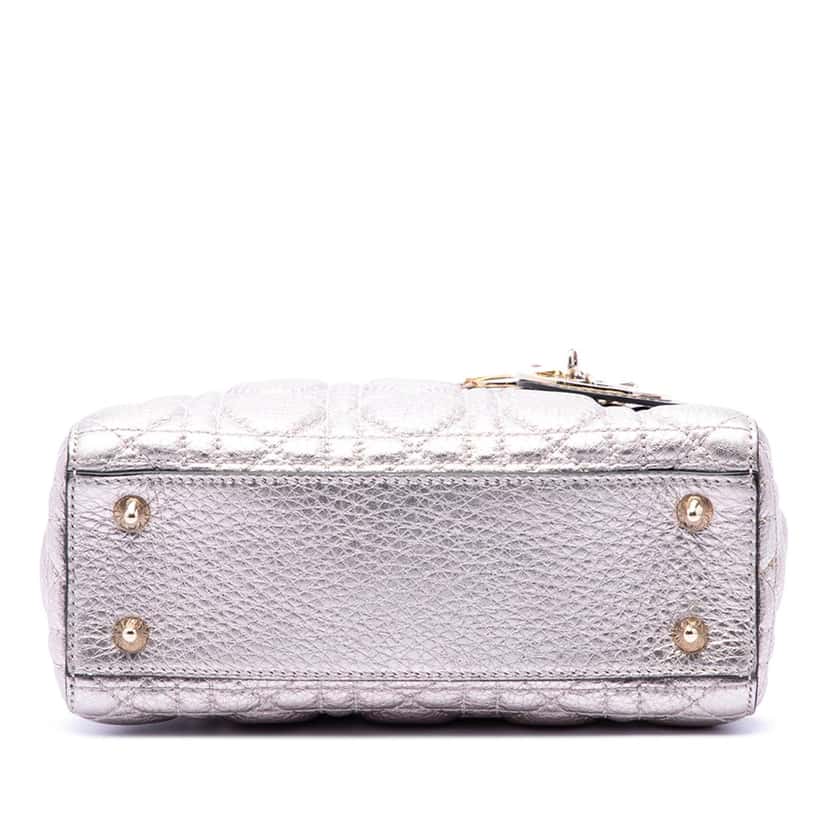 Dior Small Metallic Grained Calfskin Cannage Supple Lady Dior Silver Leather Very good condition - Inside View