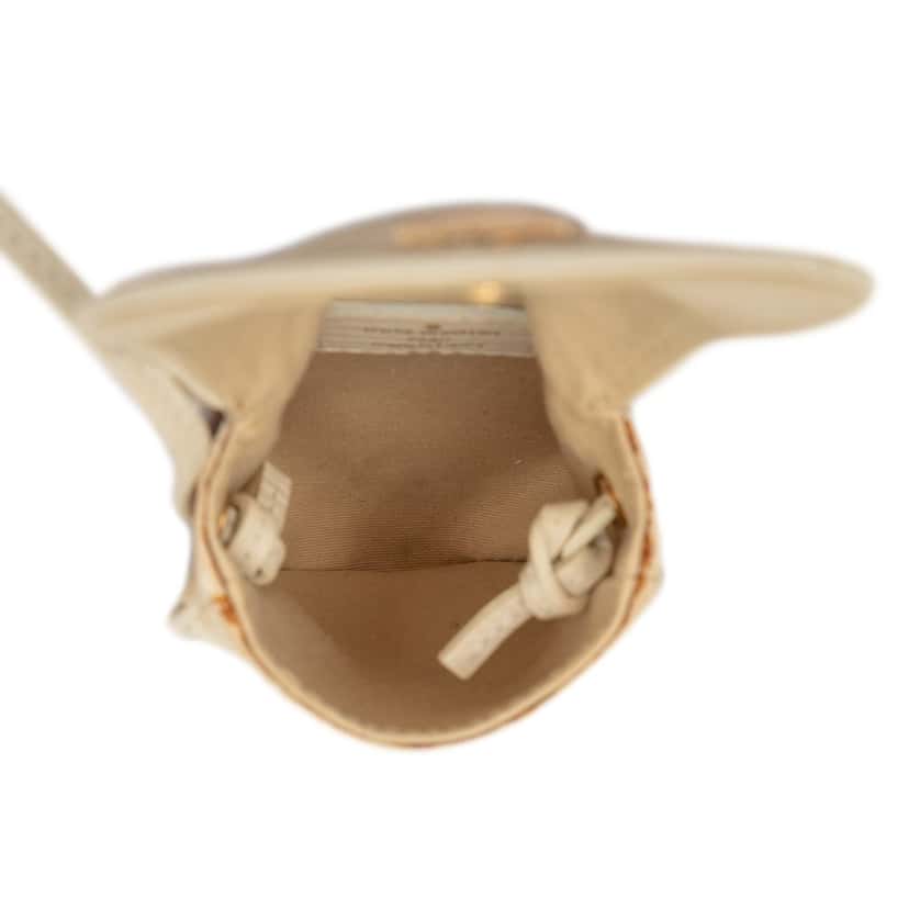 Louis Vuitton Monogram Mini Lin Pochette Cancun Beige Very good condition - Model View