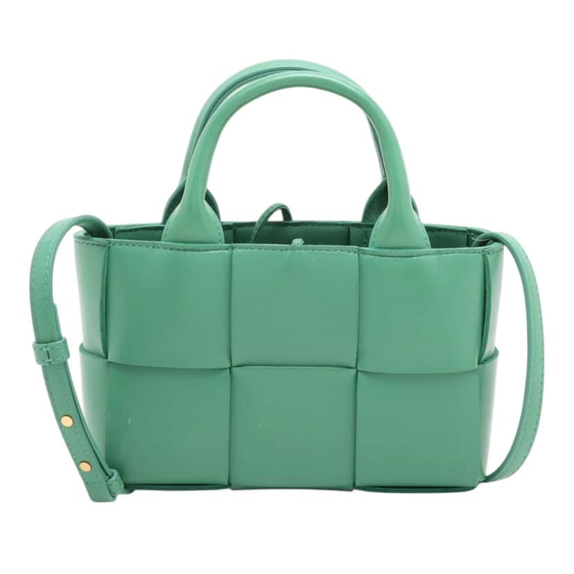 Bottega Veneta Candy Nappa Maxi Intrecciato Arco Tote Green Leather Very good condition - Front View