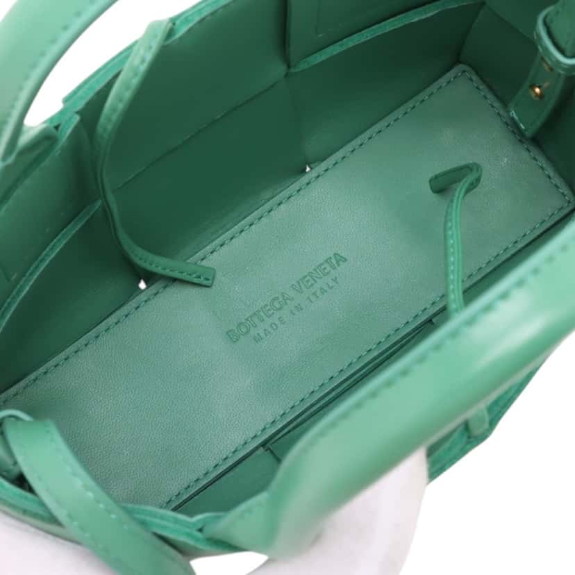 Bottega Veneta Candy Nappa Maxi Intrecciato Arco Tote Green Leather Very good condition - Box View