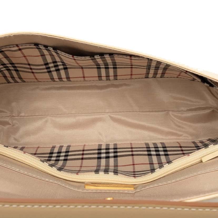 Burberry Leather Flap Shoulder Bag Beige Leather Very good condition - Model View