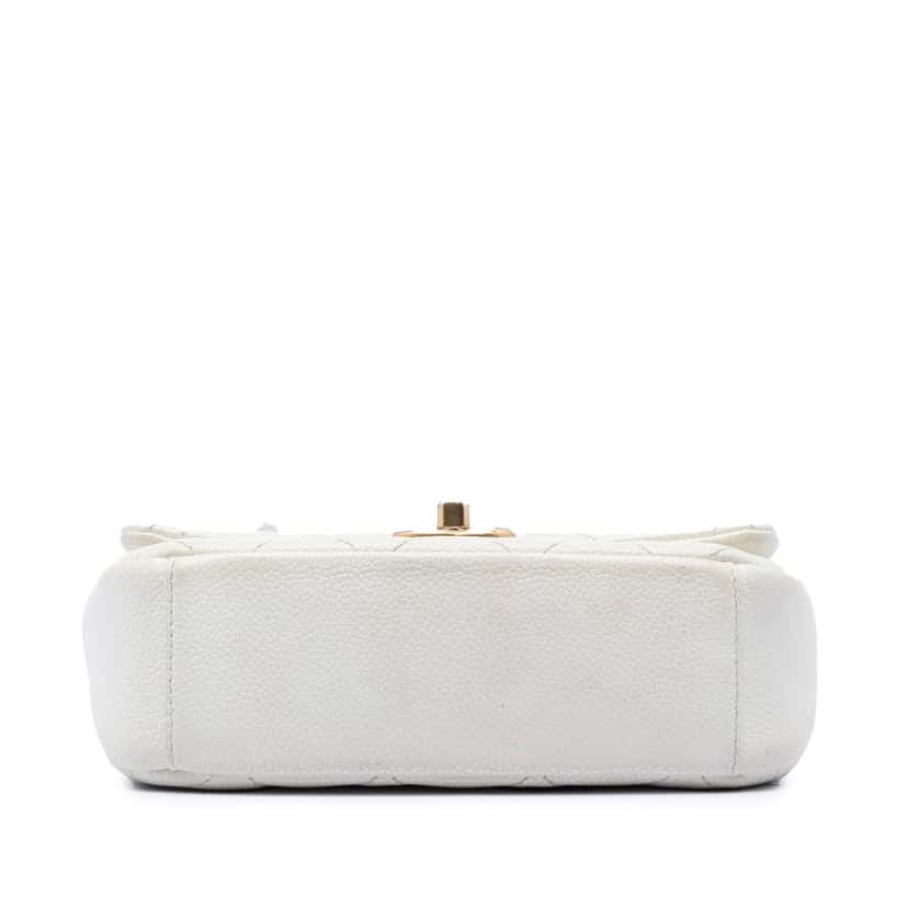 Chanel Mini Quilted Caviar Chain Soul Flap White Leather Very good condition - Inside View