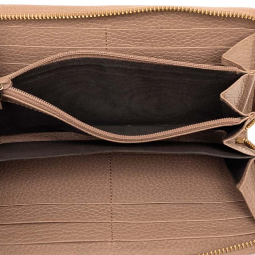 Gucci GG Marmont Calfskin Zip Around Wallet Beige Leather Very good condition - Model View