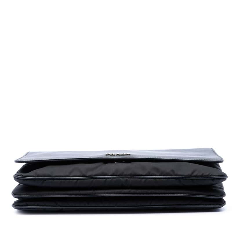 Prada Saffiano Lux and Tessuto Chain Crossbody Black Leather Very good condition - Inside View