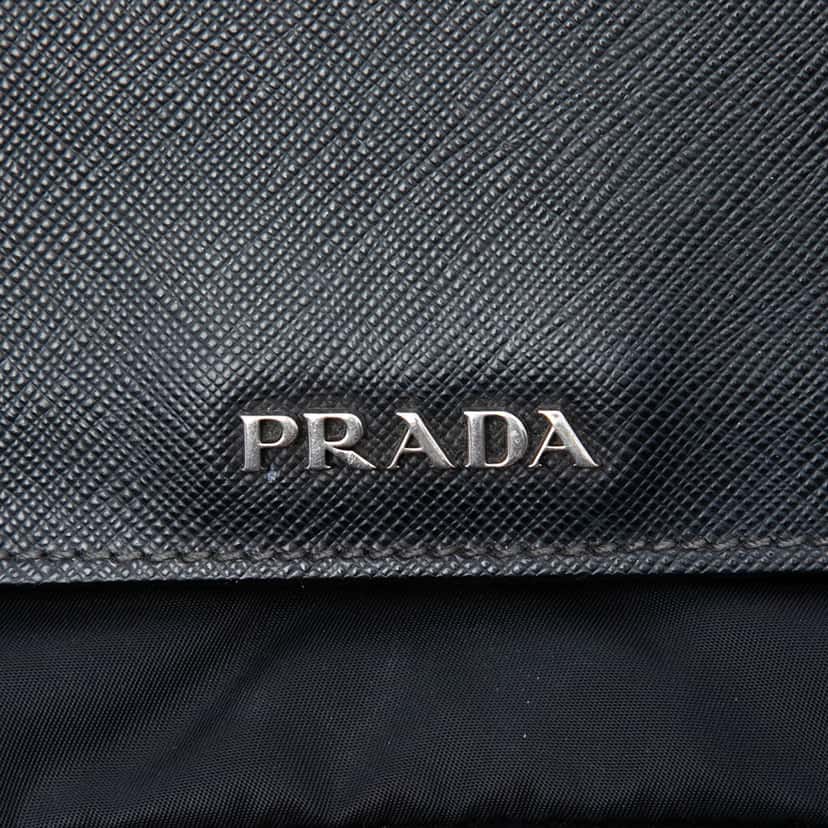 Prada Saffiano Lux and Tessuto Chain Crossbody Black Leather Very good condition - Box View