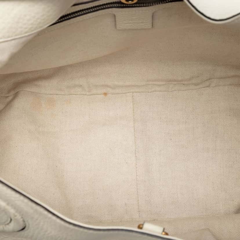 Gucci Medium Pebbled Calfskin Twill Tote White Leather Very good condition - Model View