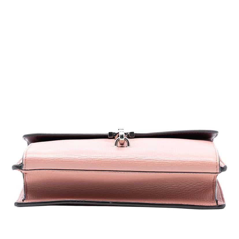 Burberry Bicolor Leather Macken Crossbody Red Leather Very good condition - Inside View