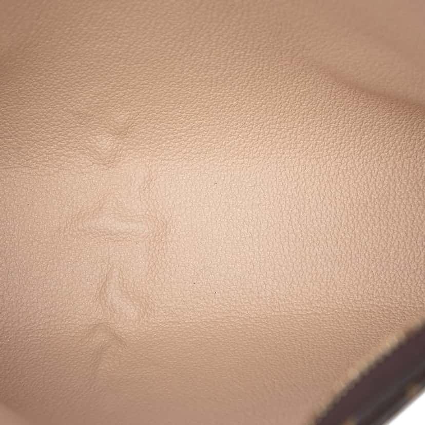 Louis Vuitton Monogram Toiletry Pouch 26 Brown Very good condition - Model View
