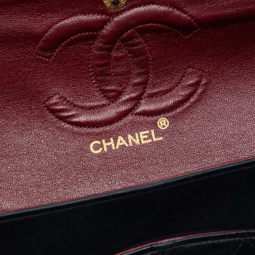 Chanel Medium Classic Lambskin Double Flap Black Leather Very good condition - Box View