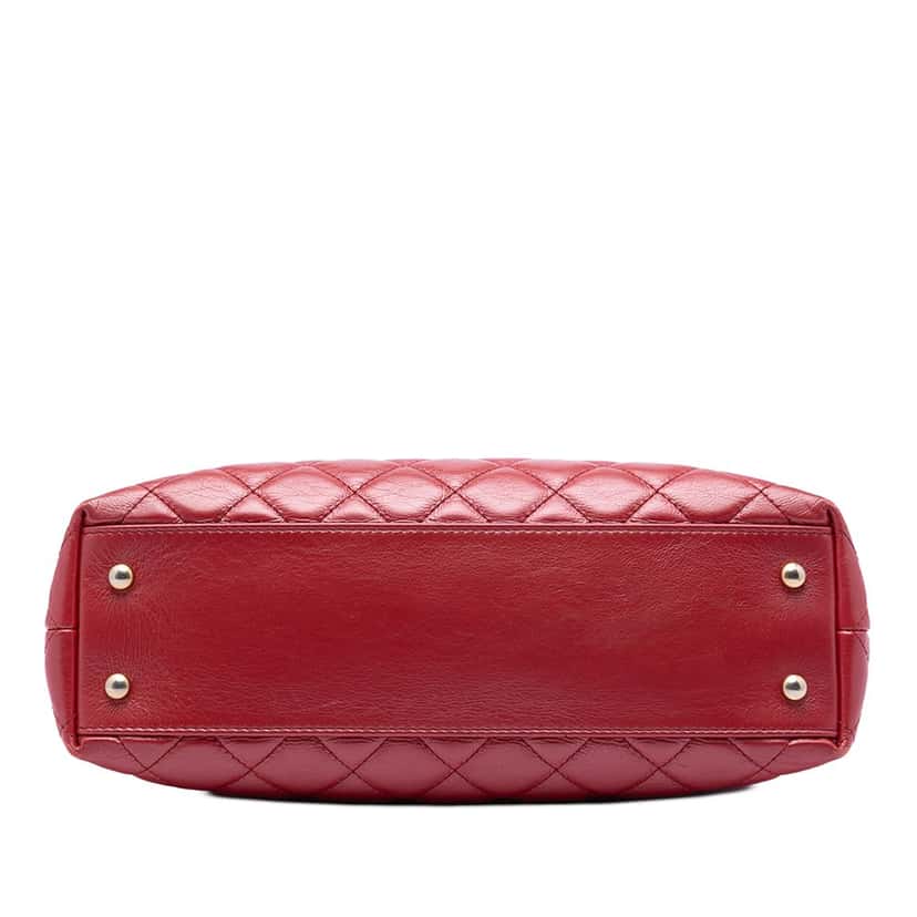 Chanel CC Quilted Calfskin Front Zip Drawstring Chain Tote Red Leather Very good condition - Inside View