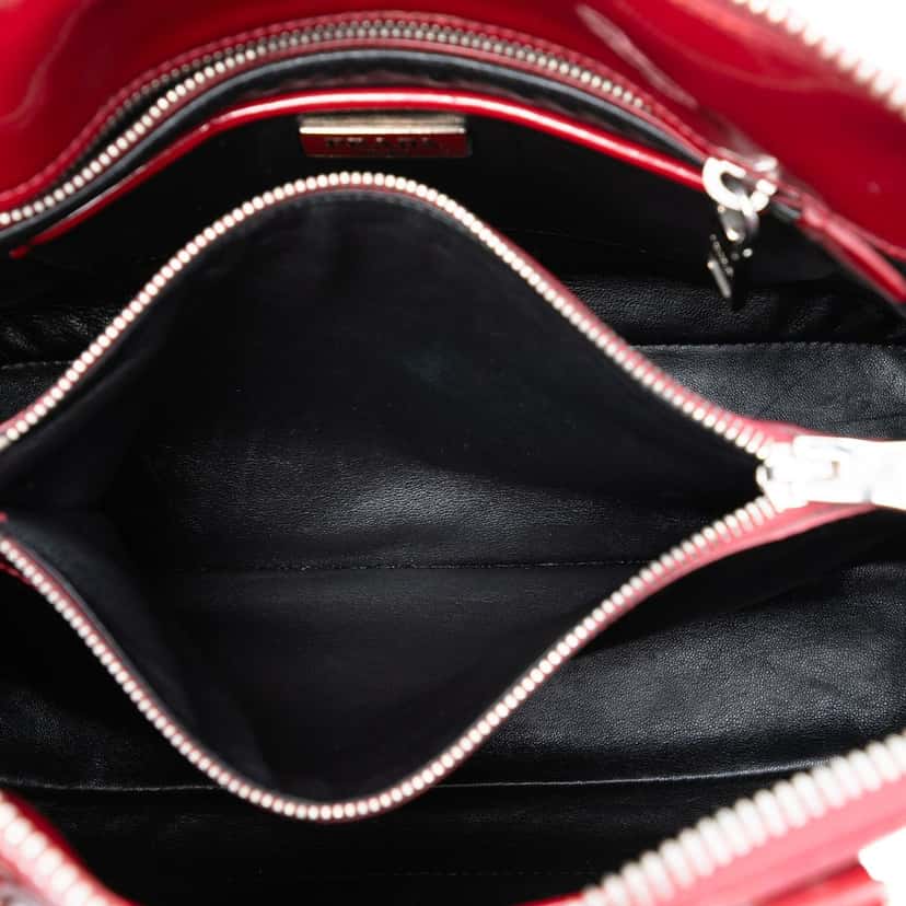 Prada Large Spazzolato Promenade Satchel Red Leather Very good condition - Model View
