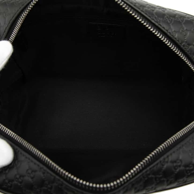 Gucci Microguccissima Clutch Black Leather Very good condition - Model View