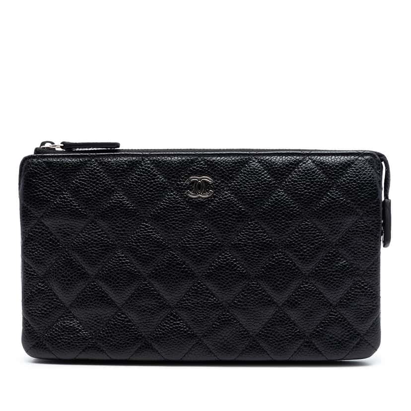 Chanel Small CC Quilted Caviar Zip Pouch Black Leather Very good condition - Front View
