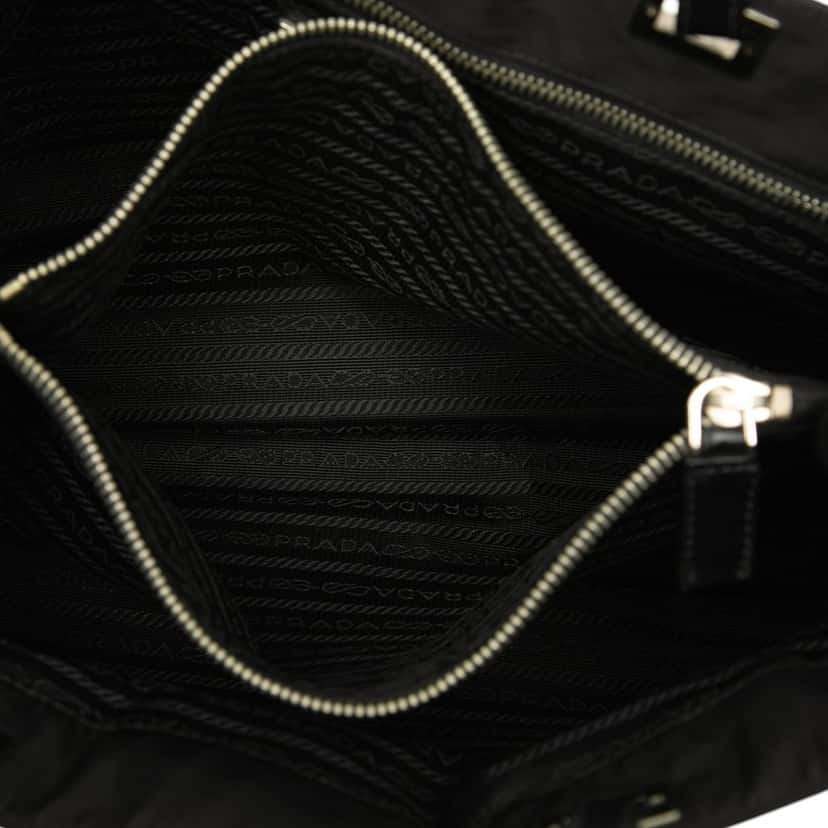 Prada Tessuto Tote Black Very good condition - Model View