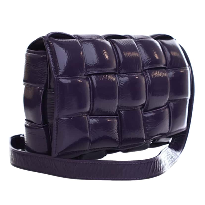 Bottega Veneta Patent Intrecciato Padded Cassette Crossbody Purple Leather Very good condition - Back View