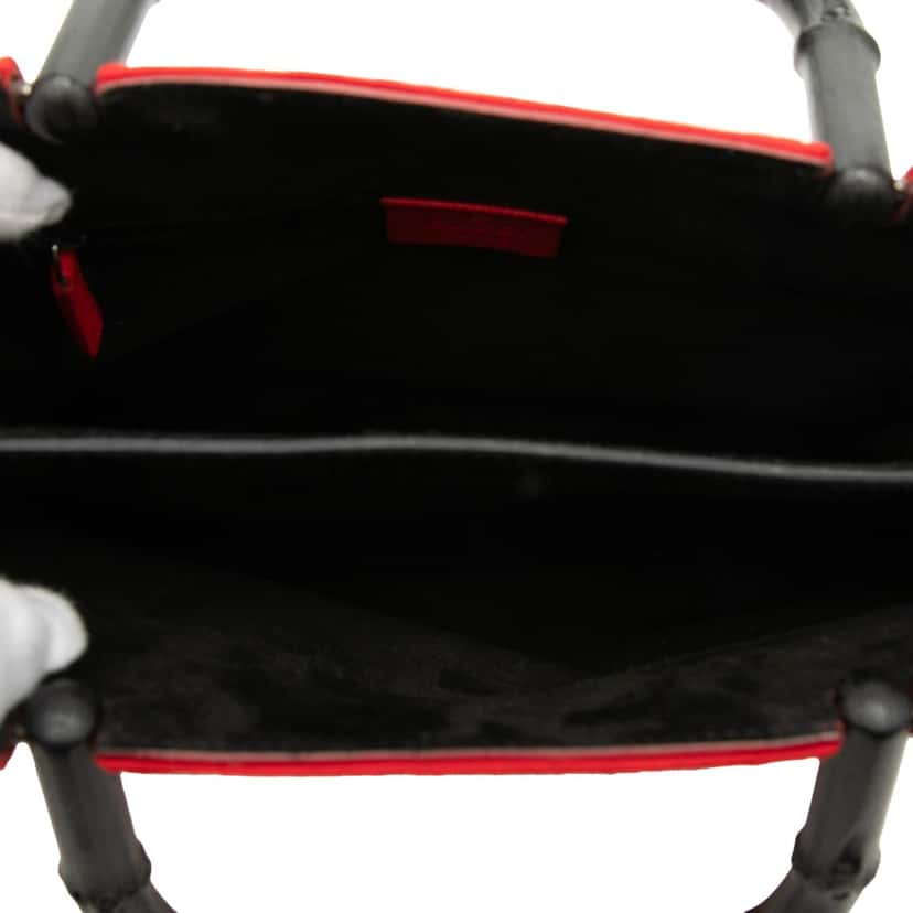 Gucci Wool and Calfskin Bamboo Top Handle Bag Red Very good condition - Model View
