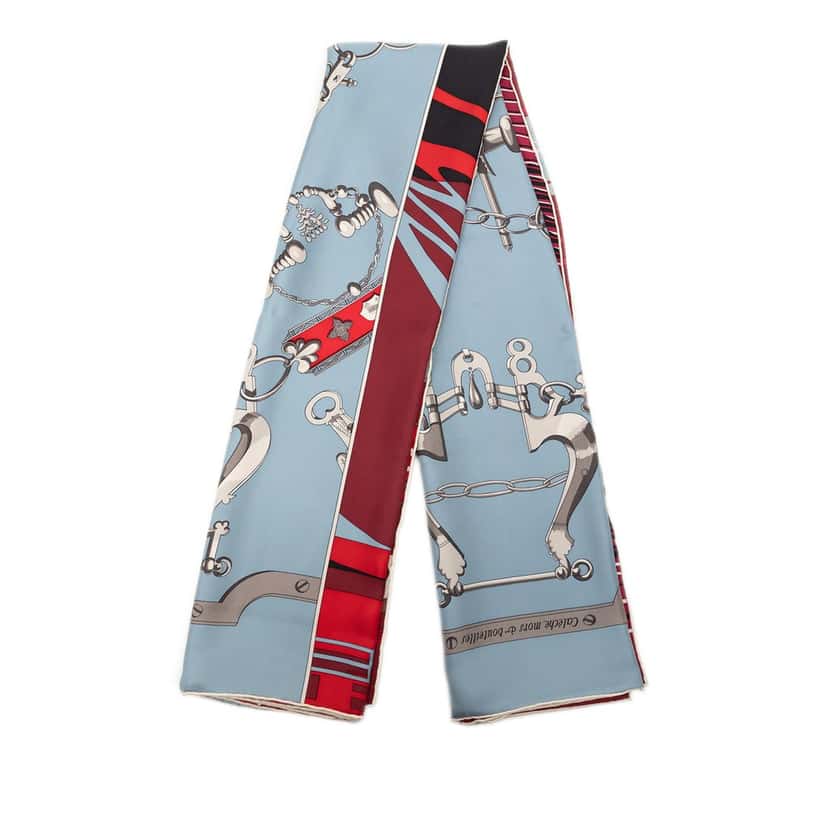 Hermès Caleche Mors Et Bouteilles Silk Scarf Blue Very good condition - Front View
